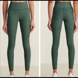 Outdoor Voices Hi-Rise 7/8 Warmup Leggings in Hunter green